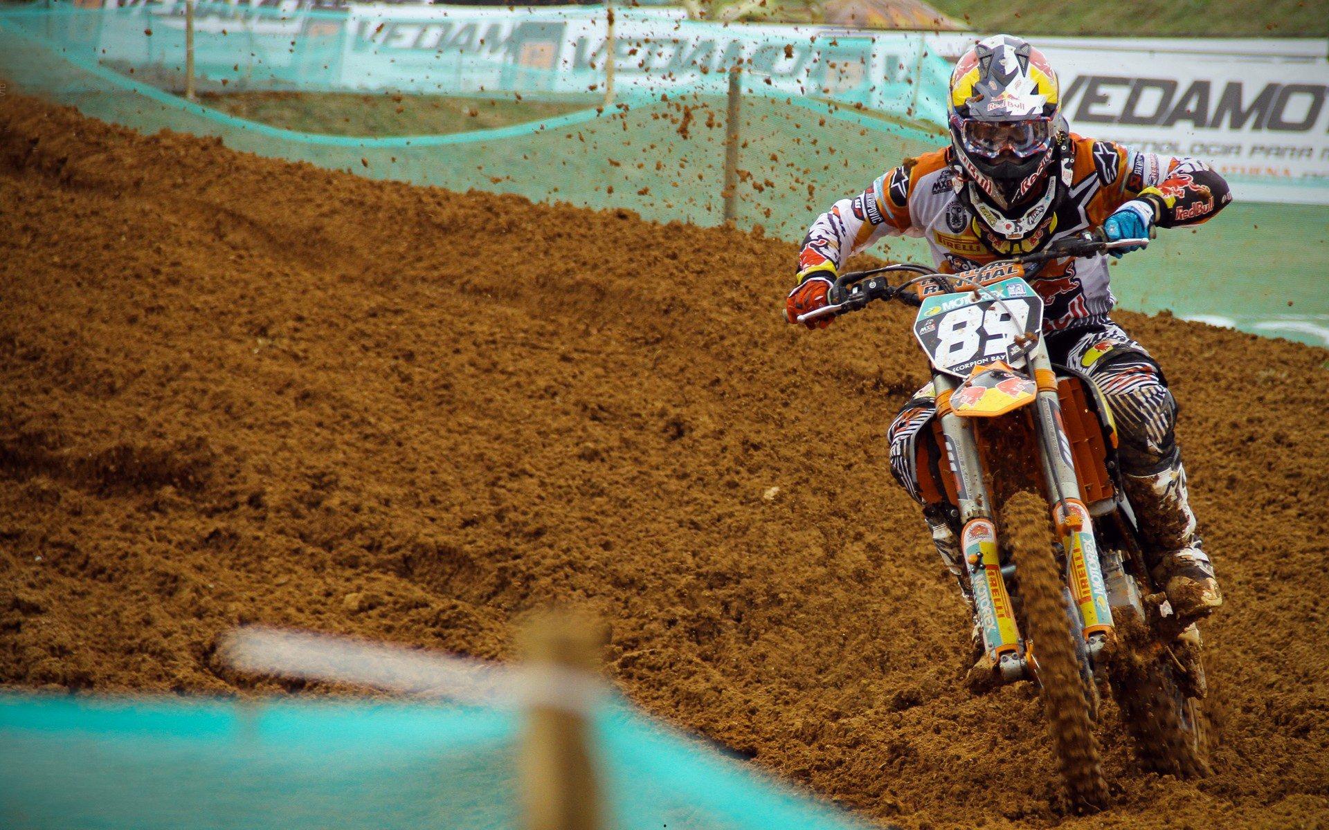 国际帆船赛巅峰对决,顶尖选手逐浪争锋