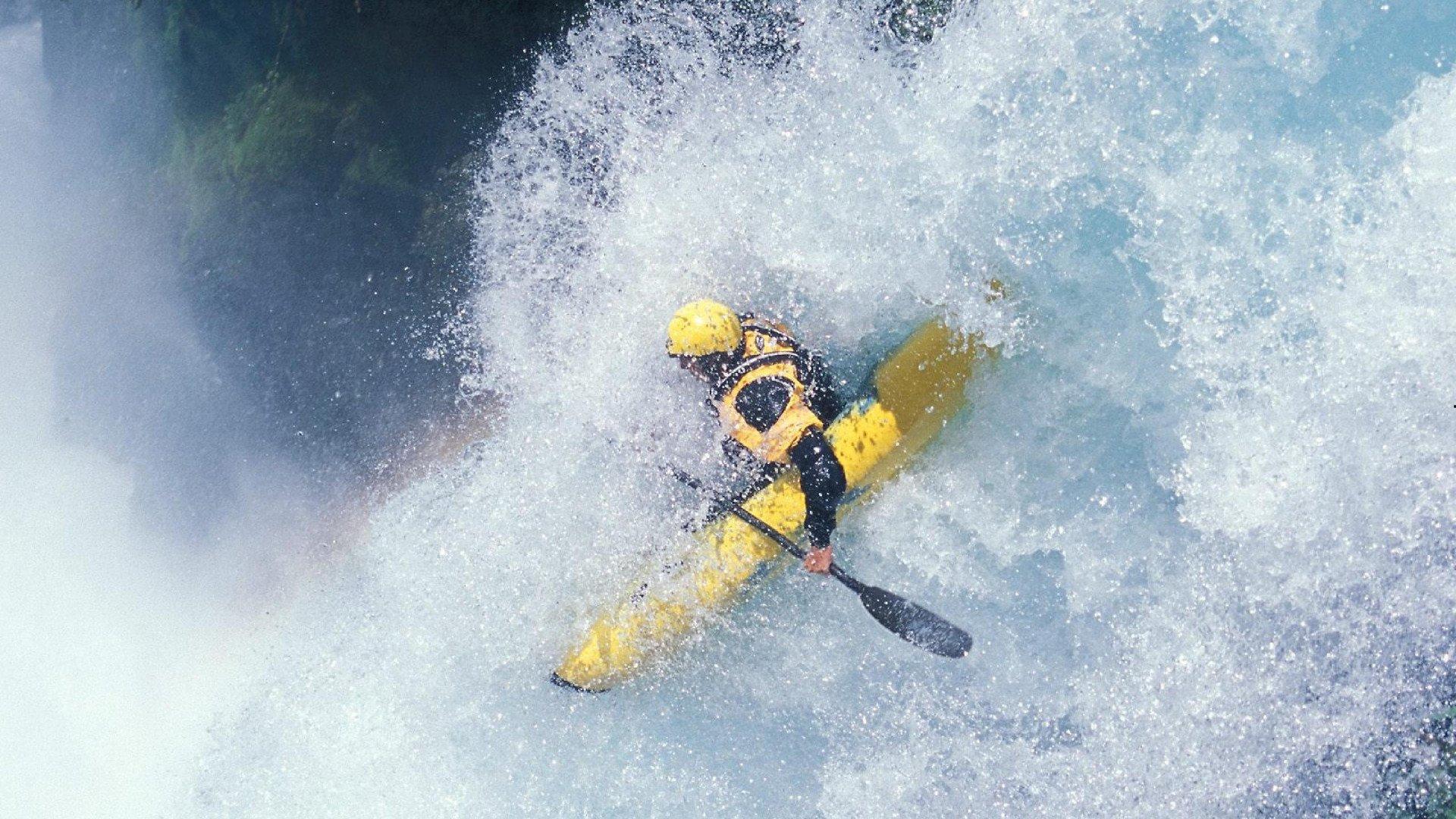 亚冠联赛激战正酣 中超球队逆境突围显韧性