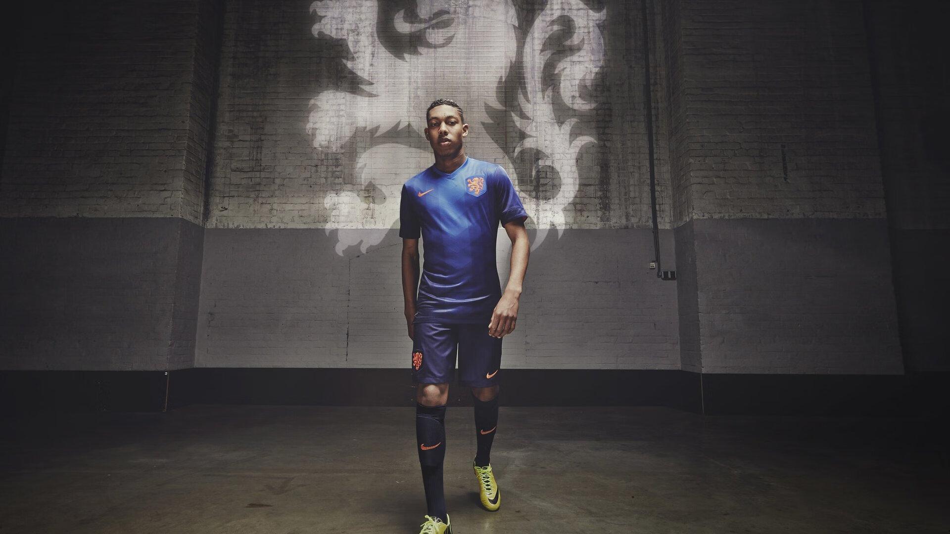 全球首届机器人竞技大赛落幕 中国队斩获全能冠军