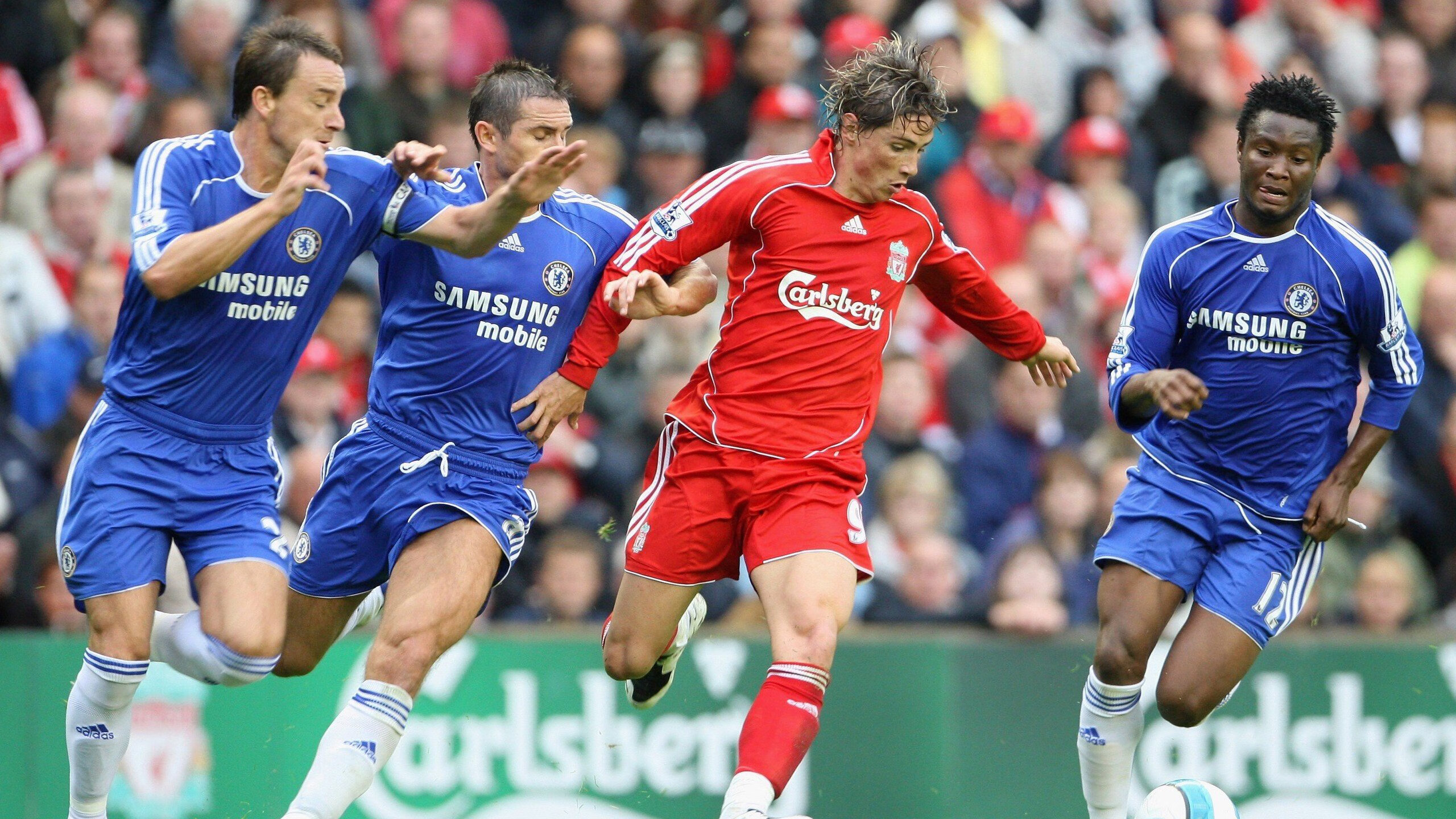 温网2024，阿尔卡拉斯卫冕成功，斯瓦泰克首夺草地大满贯